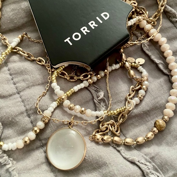 #0010 Torrid Layered Necklace